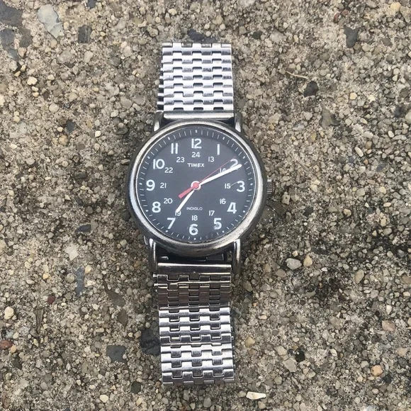 Timex Indiglo stainless steel watch 3.8 cm face  adjustable band - works perfect Timex Men main image 4